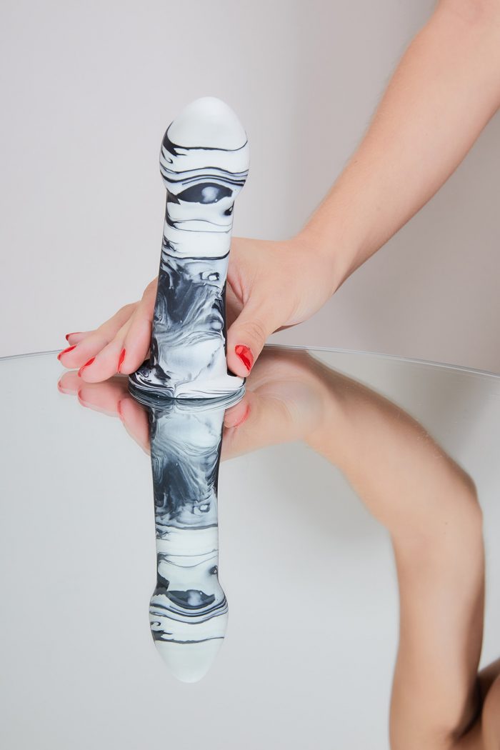 Sextoy MARLENE Phallus x Adèle Brydges – Image 1