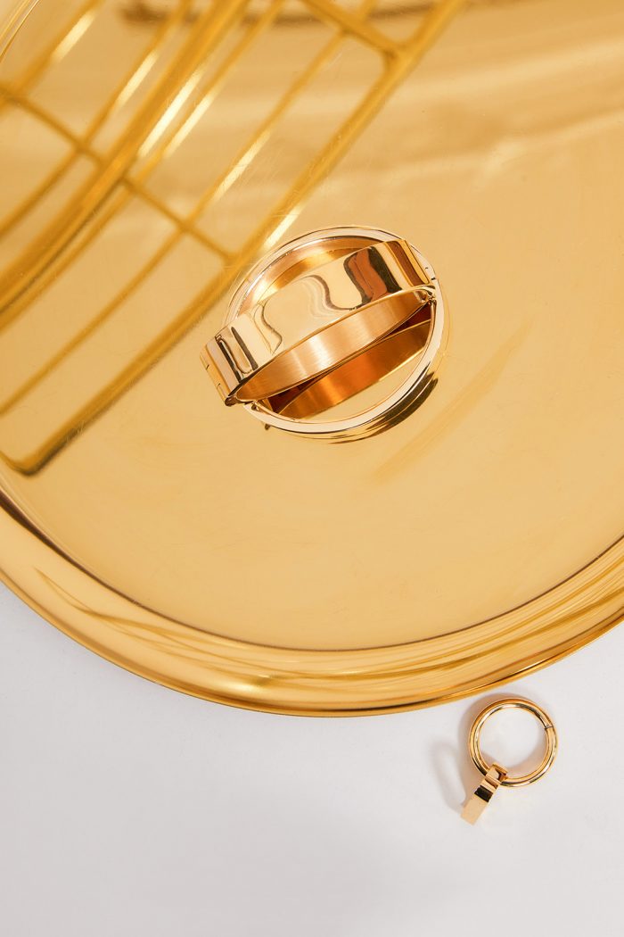 Set x 2 Menottes poignet d'appartenance LA CÉRÉMONIE Gold – Image 3