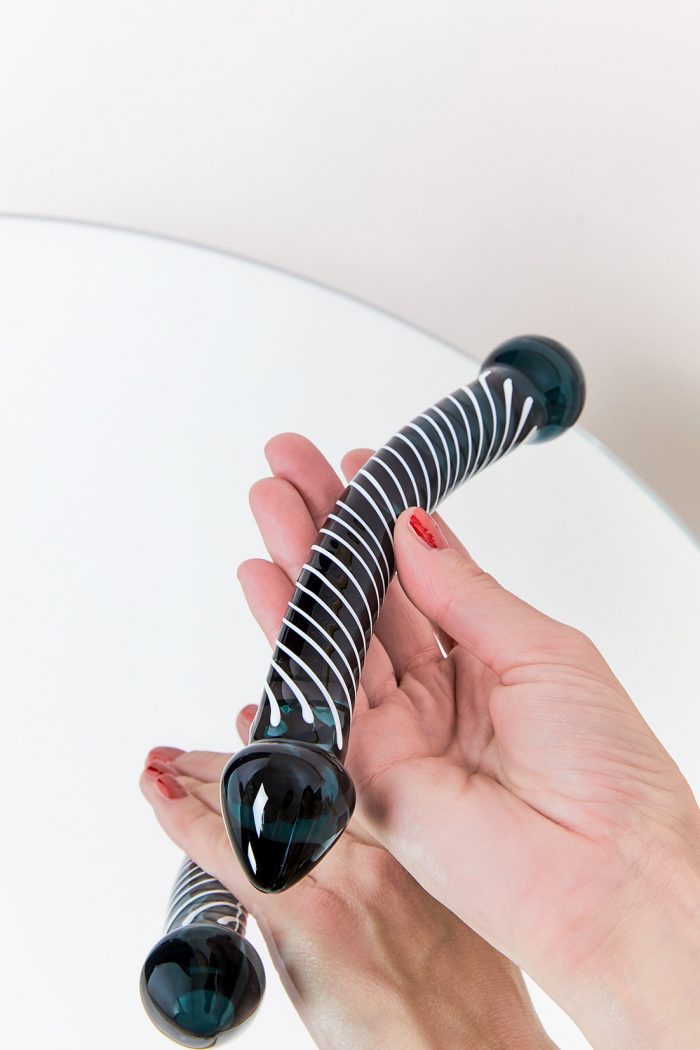 Dildo en verre LE COURBE – Image 1