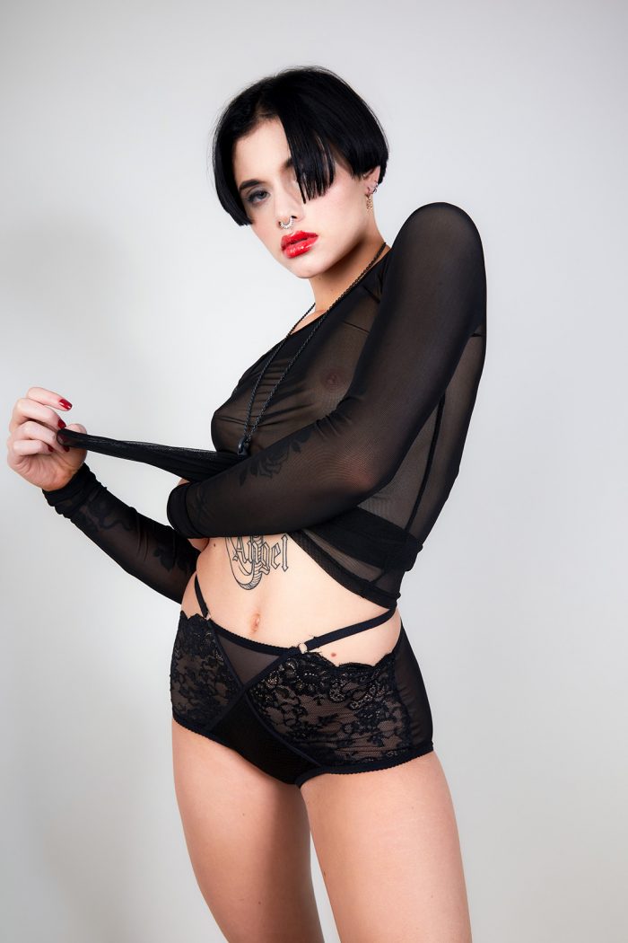 Top noir transparent LESS IS MORE – Image 3