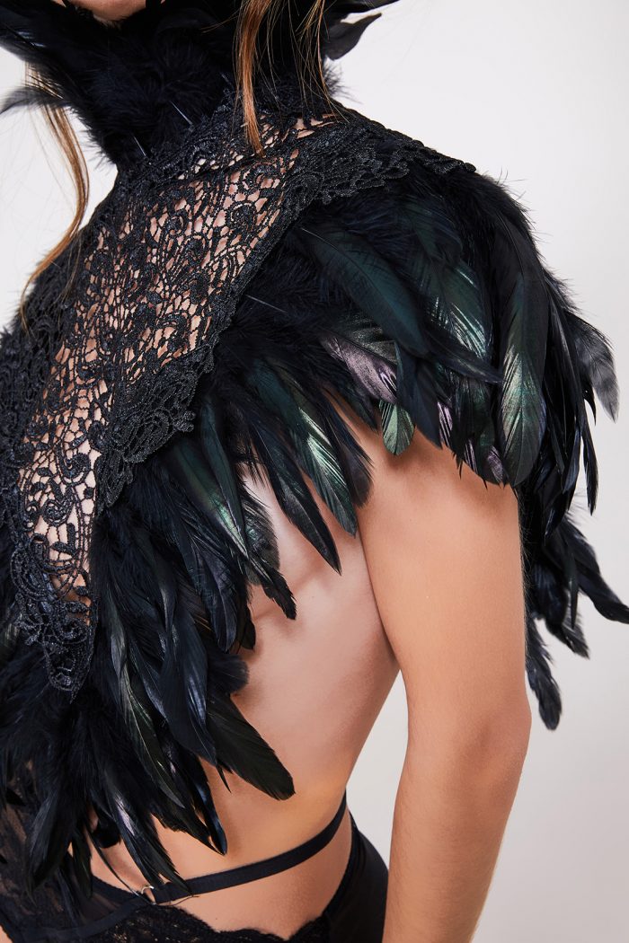Crop Top UNTITLED Black x Mondin – Image 7