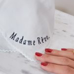 Mouchoir brodé en mousseline MADAME REVE 🇫🇷