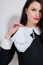 Mouchoir brodé en mousseline NE M'OUBLIE PAS 🇫🇷 – Image 2