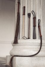 Tawse souple en cuir EQUESTRIAN x Liebe – Image 4