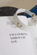 Collier de soumission en cuir blanc OVER YOU x Abara – Image 10