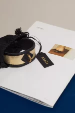 Collier de soumission en cuir Gold LADY LUCK x Abara – Image 6