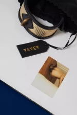 Collier de soumission en cuir Gold LADY LUCK x Abara – Image 5