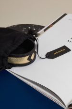 Choker en cuir Gold LADY LUCK x Abara – Image 2