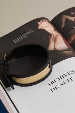 Choker en cuir Gold LADY LUCK x Abara – Image 9