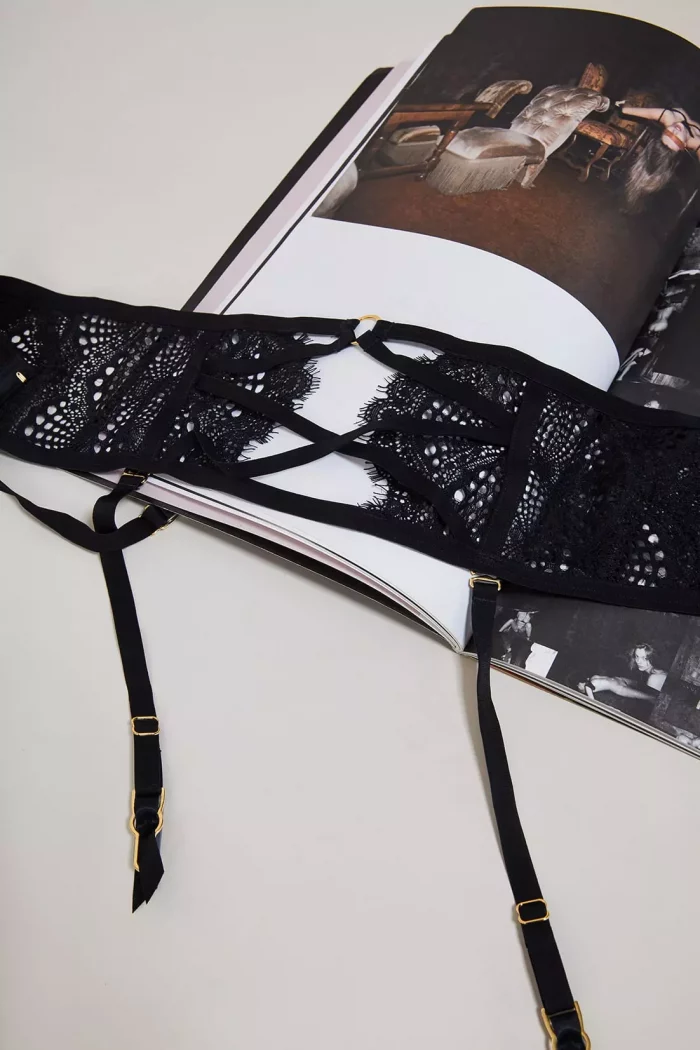 Porte-Jarretelles MADAME REVE x Atelier Amour – Image 7