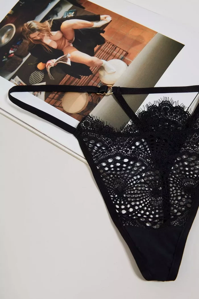String MADAME REVE x Atelier Amour – Image 10