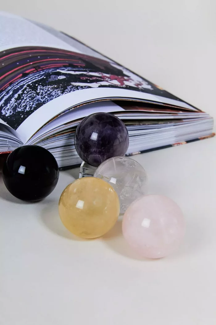 Gape-ball Pierre, Boule de training anal LIRE L'AVENIR DANS TON CUL – Image 1