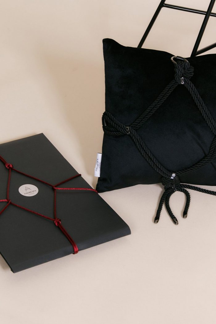 SHIBARI Housse de coussin x Figure Of A – Image 11