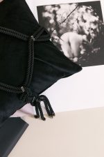 SHIBARI Housse de coussin x Figure Of A – Image 9