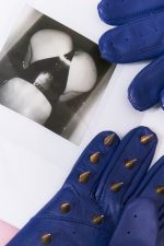 gants vampire BDSM a pics