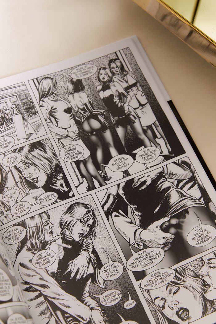 Féminisation (3) : Le doigt sur la couture x DUVET Xavier – Image 6