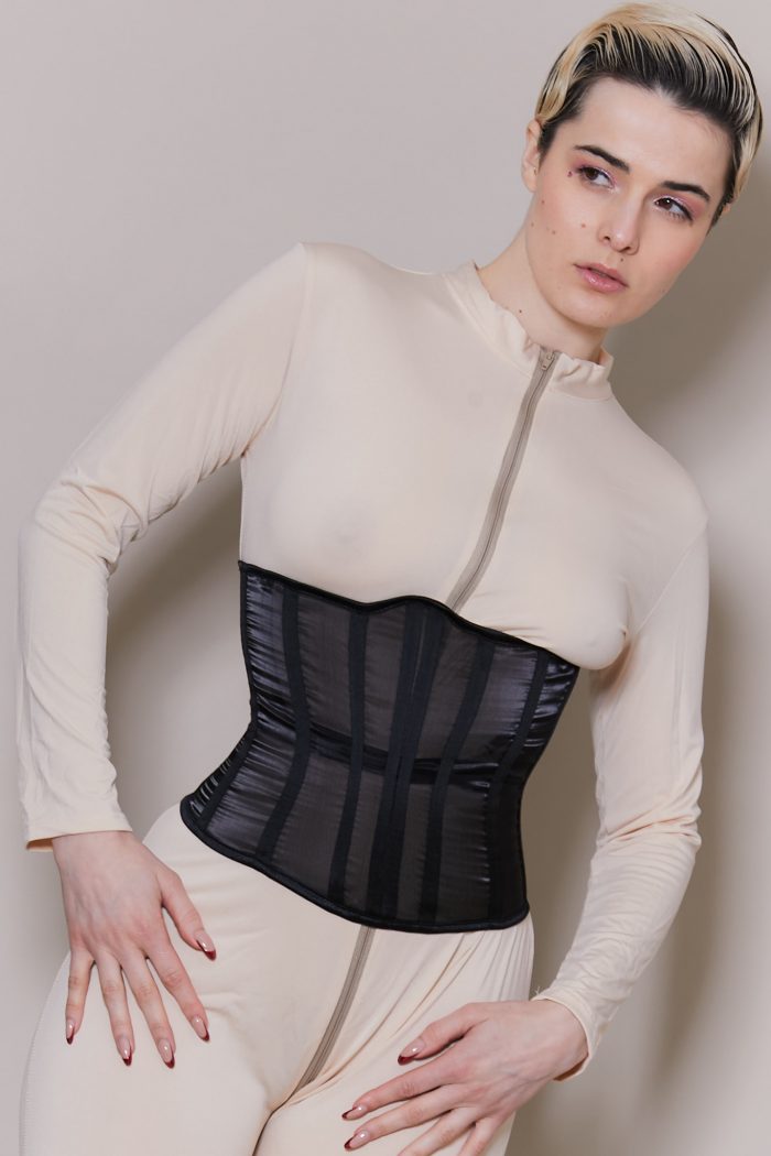Corset noir L'ATTIRANCE – Image 1