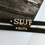 Choker YES SIR lettre SLUT x Liebe