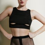 Crop-Top noir UNDERBOOBS