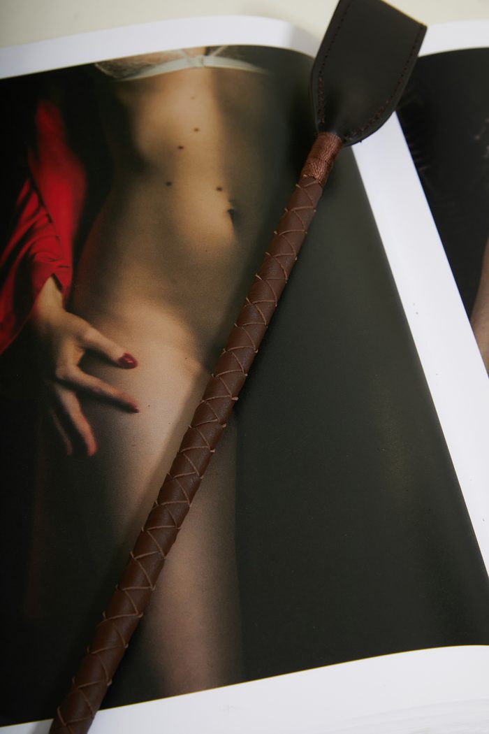 Cravache en cuir EQUESTRIAN x Liebe – Image 5