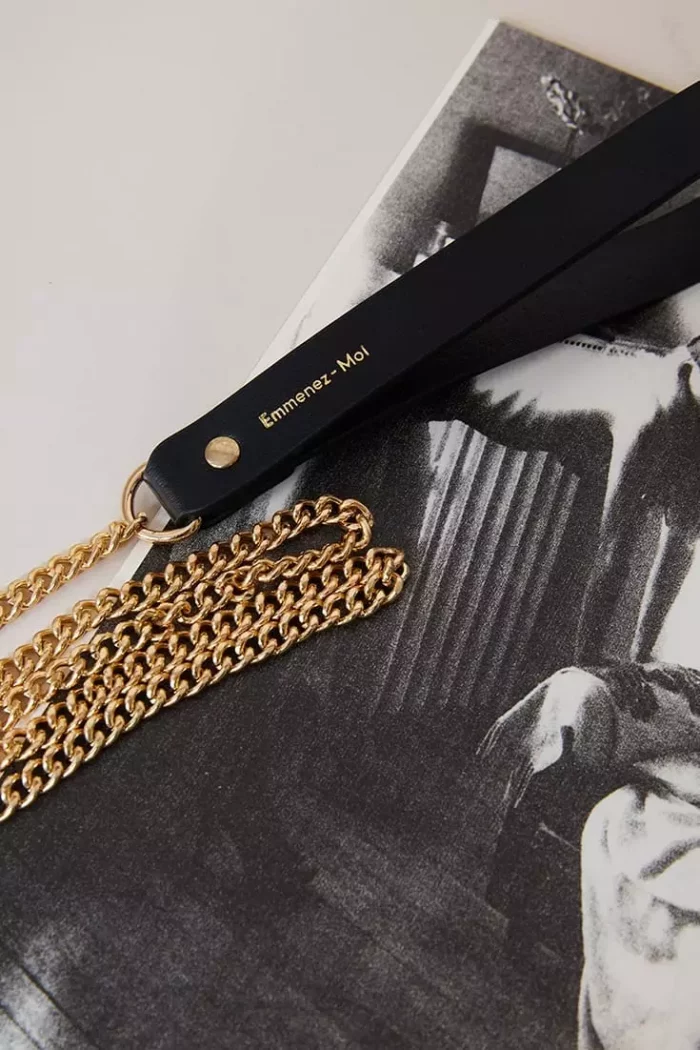 Laisse en cuir gravée EMMENEZ-MOI, 24k 🇫🇷 – Image 5