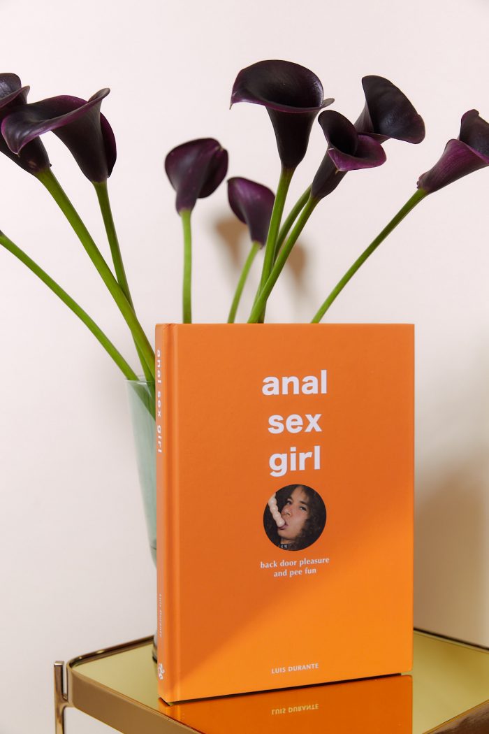 ANAL SEX GIRL, back door pleasure & pee fun – Image 1