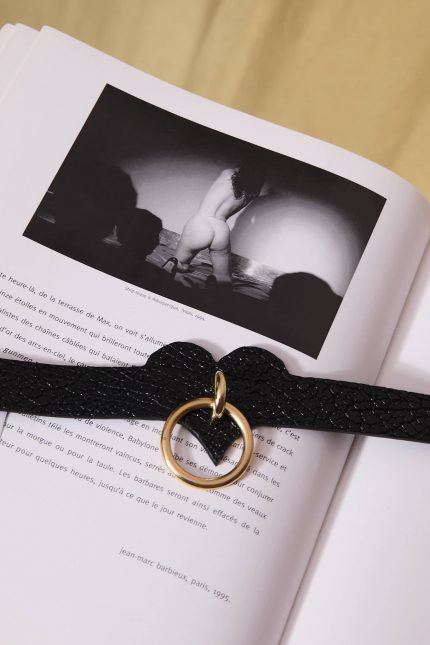 choker en forme de coeur chez Vous Monsieur