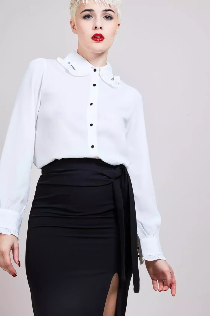 Chemise brodée I DO WHAT I'M TOLD  /  LA BONNE EDUCATION – Image 1