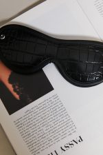 Box BDSM Débutant Kit de retenue Matelas TEMPTATION UNDERBED x Liebe – Image 5