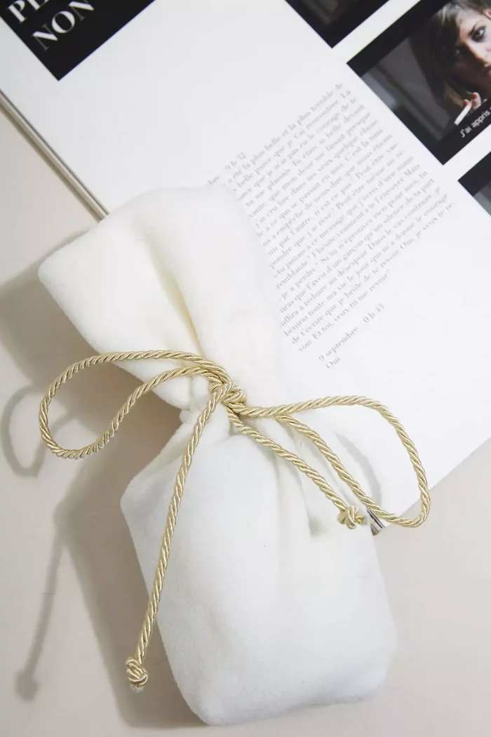 Bougie au jasmin BORDEL x JourNaper – Image 4