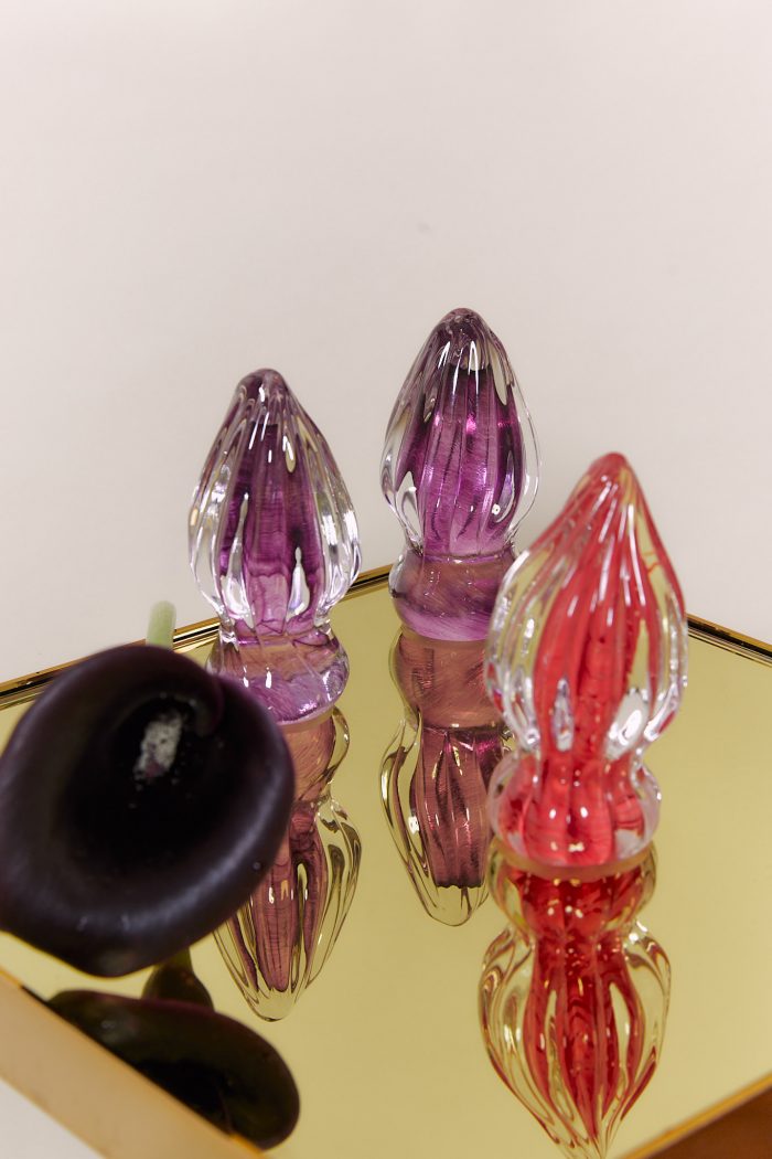 Plug en verre coloré LE CANNELÉ x XXAW 🇫🇷 – Image 1
