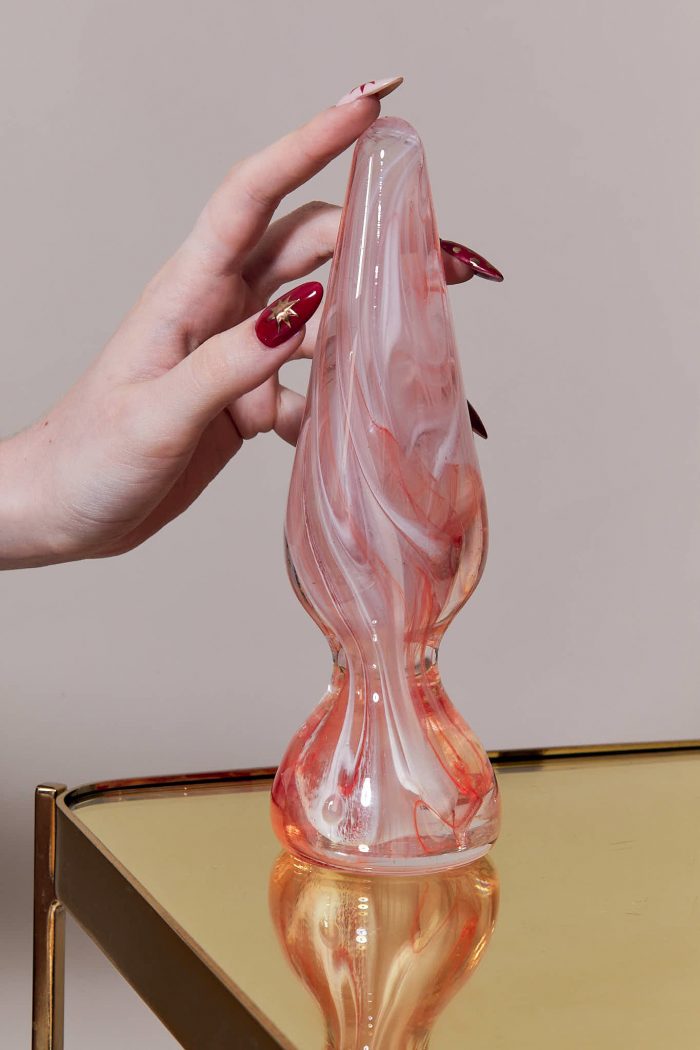 Toy en verre soufflé à la main CHÉRIE BLUSH x XXAW 🇫🇷 – Image 1