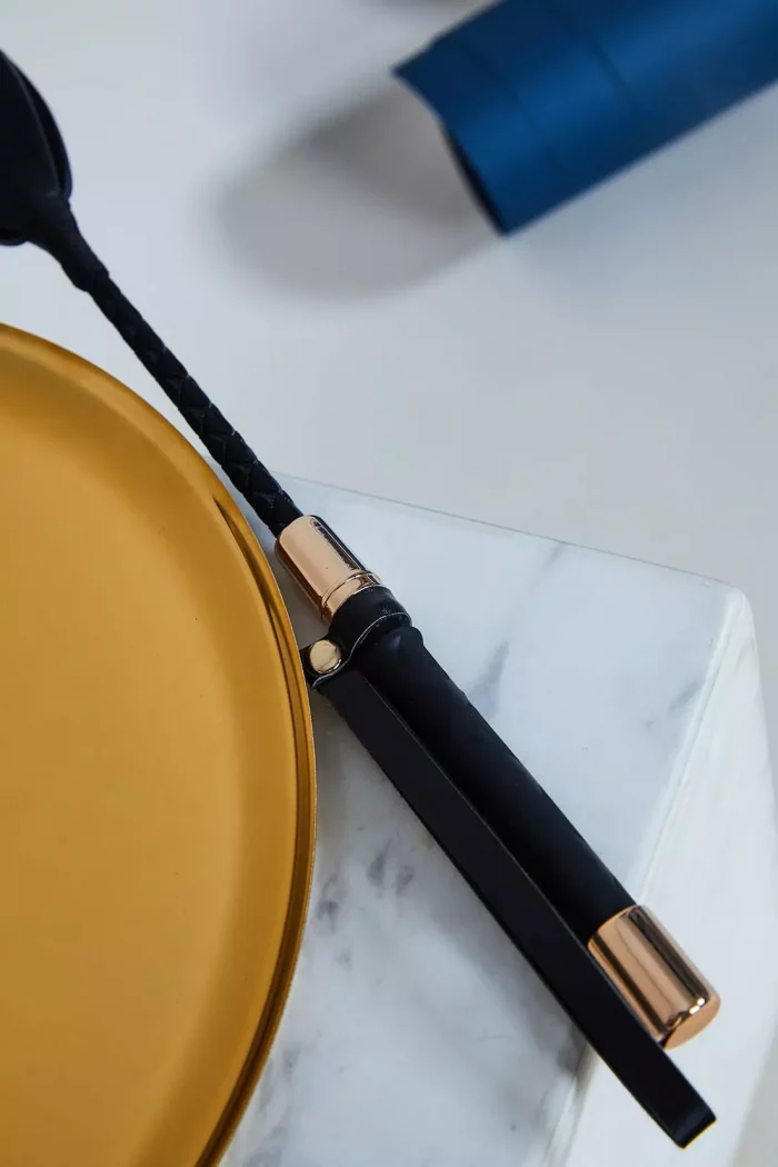 Cravache Noire LA PREMIERE FOIS 30cm - Idéale Débutants.tes – Image 4