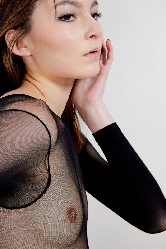 Catsuit HOLY HOLE en voile noir – Image 5