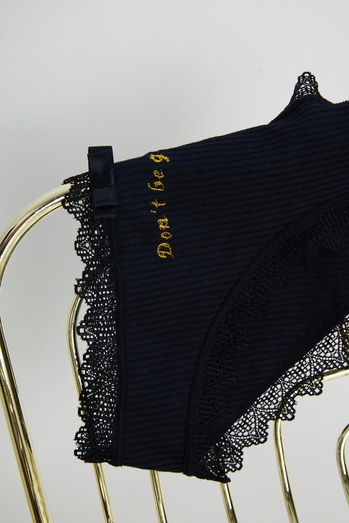 Culotte brodée DON'T BE GENTLE 🇫🇷 – Image 2