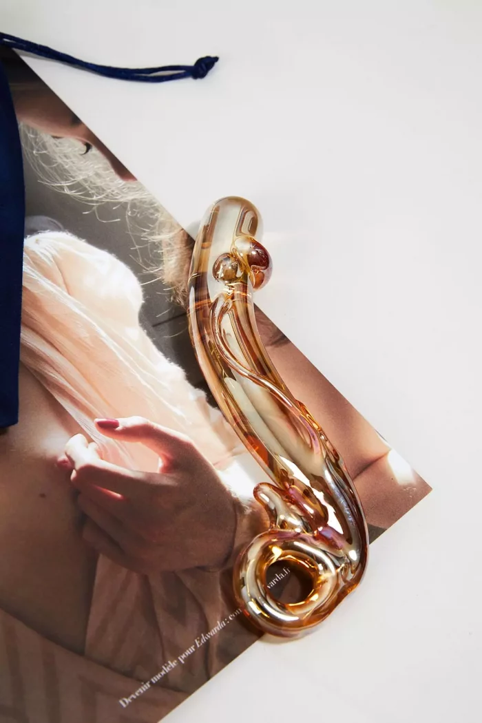 Dildo en verre irrisé FLEUR DE PAN – Image 4