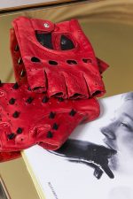 gants vampire BDSM a pics