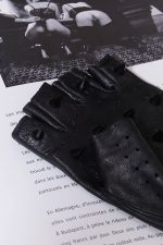 gants vampire BDSM a pics
