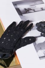 gants vampire BDSM a pics