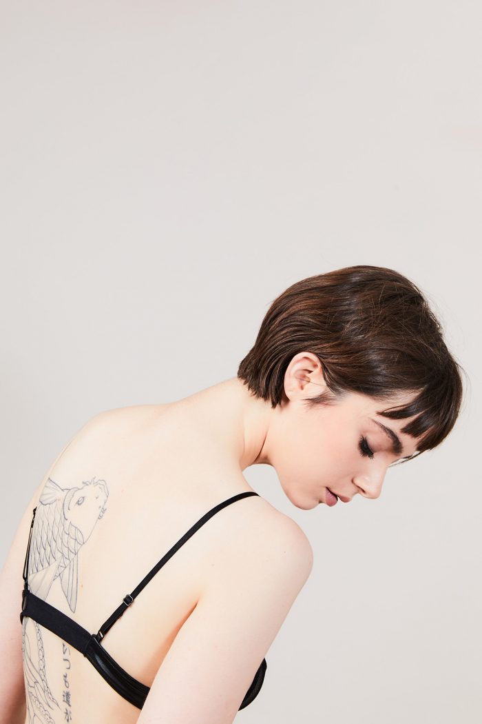 Bralette GENJI Résille et Vynil mat noir – Image 6