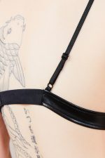 Bralette GENJI Résille et Vynil mat noir – Image 5