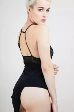 Nuisette en dentelle Noire AMOURETTE ET JALOUSIE – Image 4
