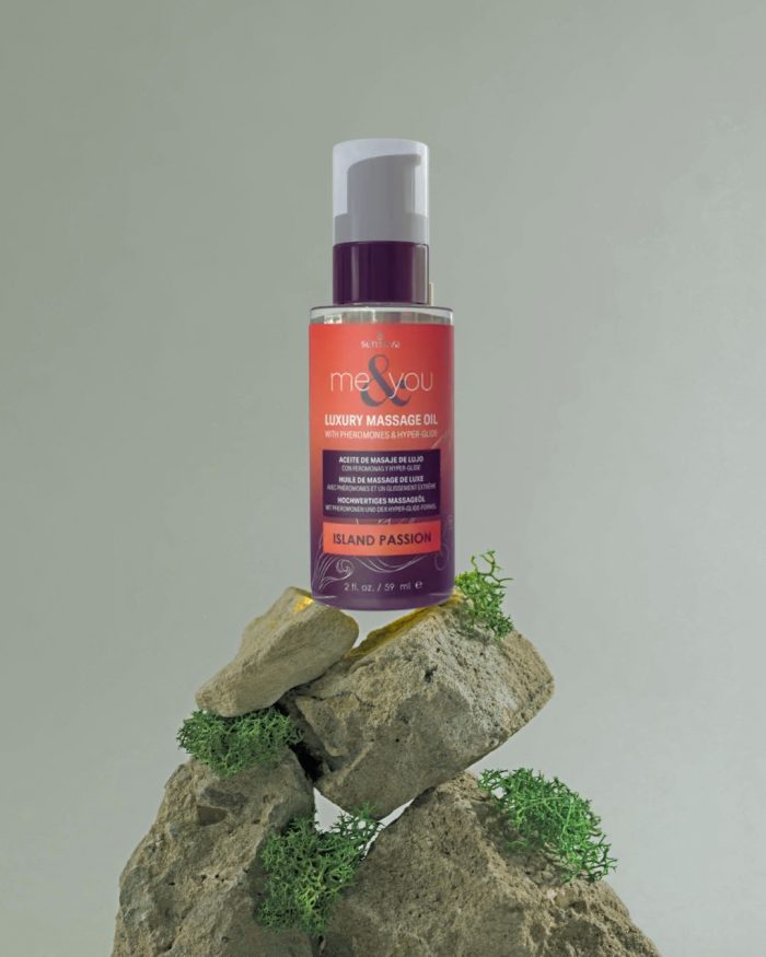 🦋ME & YOU, Huile de Massage infusée aux phéromones x Sensuva – Image 8