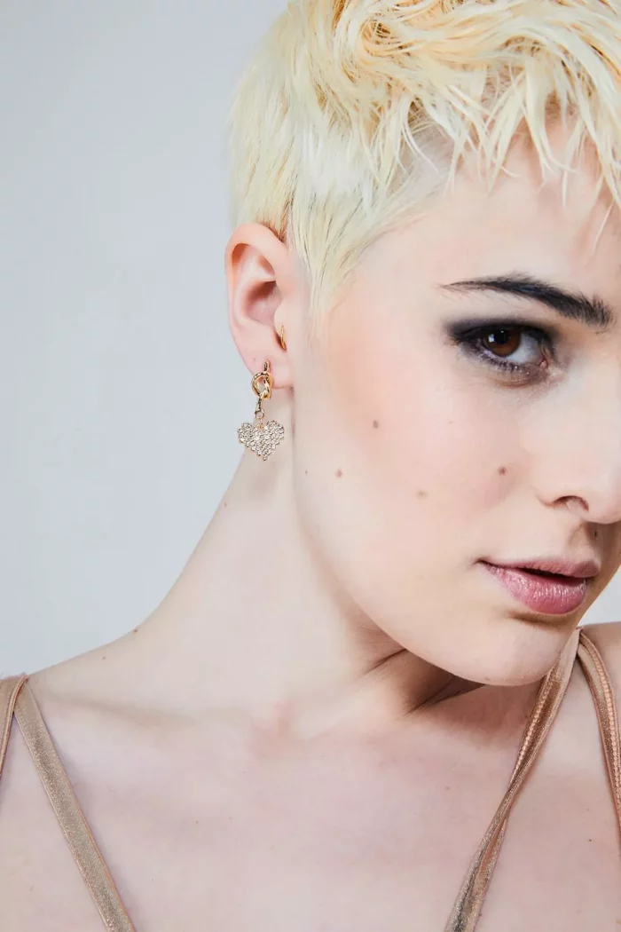 Boucles d'oreille Asymetriques JAMAIS LOIN Strass – Image 1