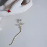 Boucles d'oreille Asymetriques LA CHAMADE Strass