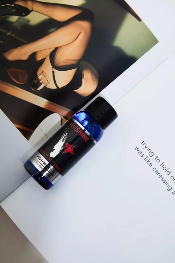 Gloss Latex VIVISHINE Shine and Care 30 ml – Image 1