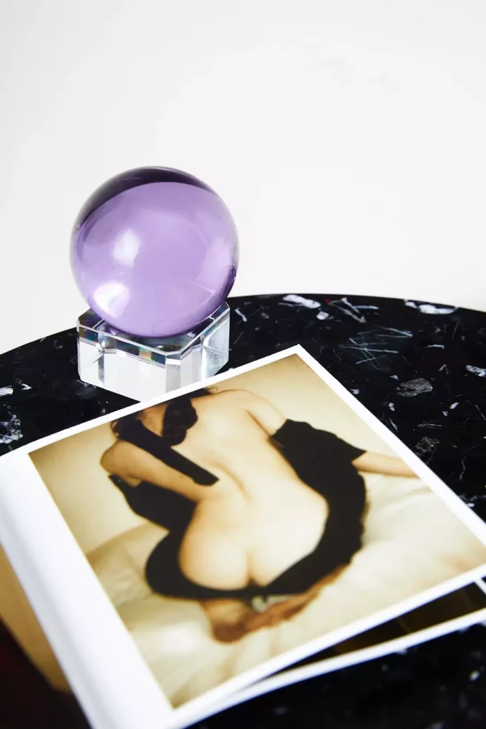 Gape-ball Purple, Boule de training anal LIRE L'AVENIR DANS TON CUL – Image 1