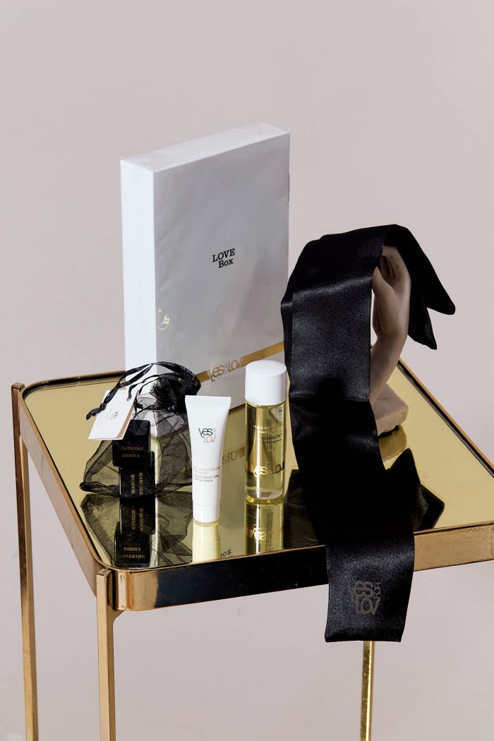 LOVE Box x YESforLOV 🇫🇷 – Image 1