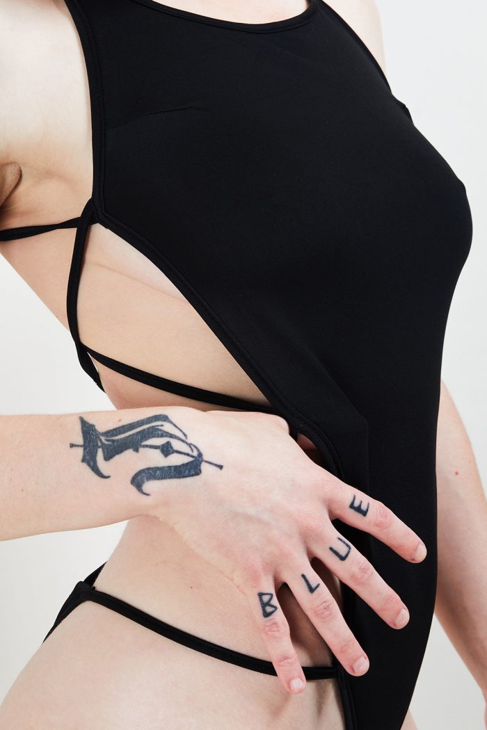 Body noir à découpe LULA – Image 8