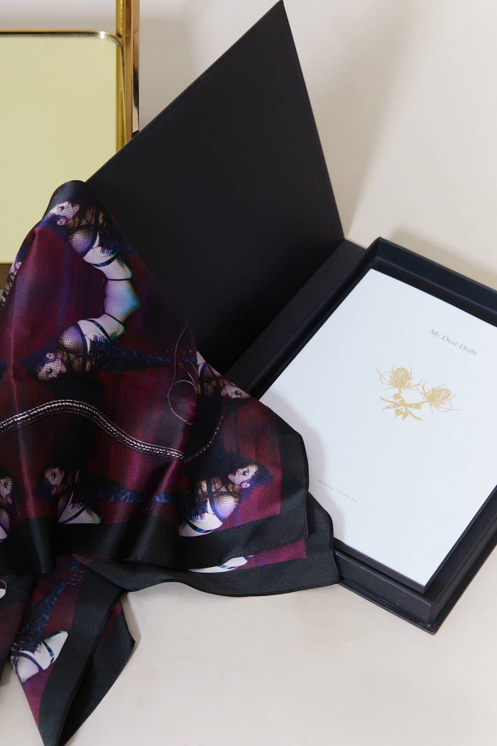 Coffret Foulard & Book x Madame de Maison Chardon 🇫🇷 – Image 1